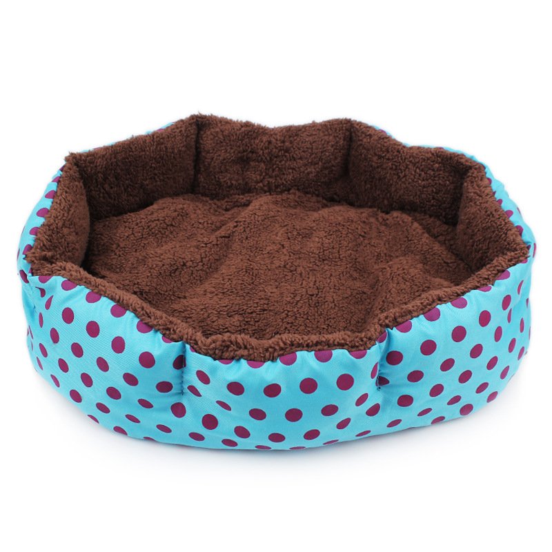Soft Fleece Pet Bed for Cats and Small Dogs